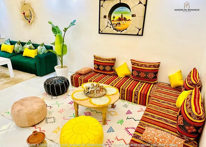 Appart F3 De Luxe A Gueliz - 5 Min De La Gare - Piscine, Wifi, Parking Au Coeur De Marrakech