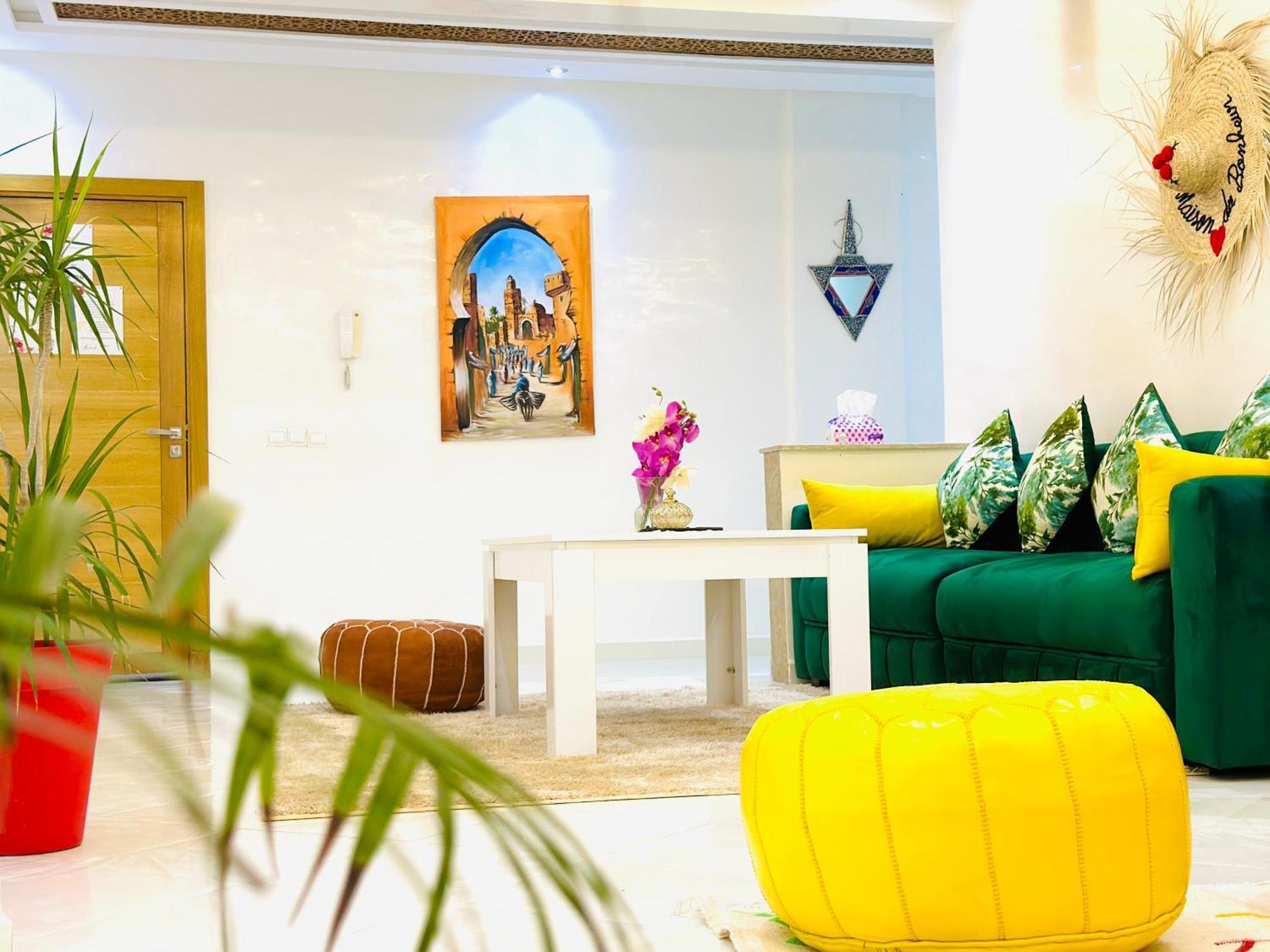 F3 De Luxe A Gueliz - 5 Min De La Gare - Piscine, Wifi, Parking Au Coeur De Marrakech Apartamento *